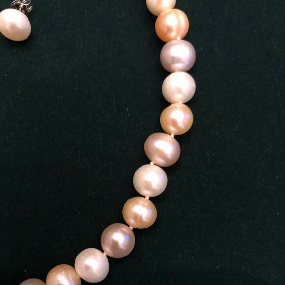 MULTICOLOR CULTURED FRESHWATER PEARL RHODIUM OVER SILVER NECKLACE & EARRINGS SET - Picture 4 of 5